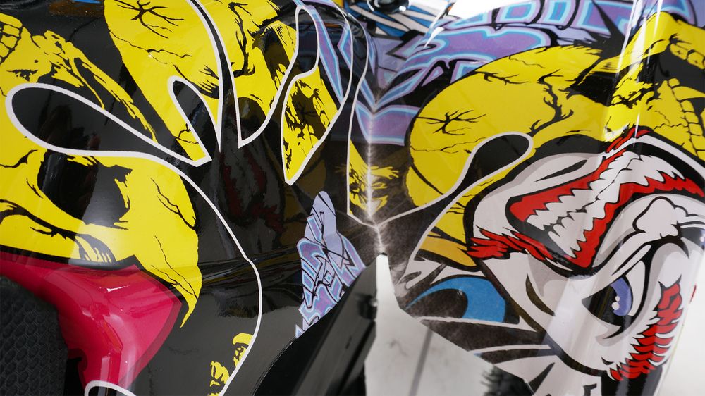 Barnas elektriske miniquad Torino 1000W gul graffiti