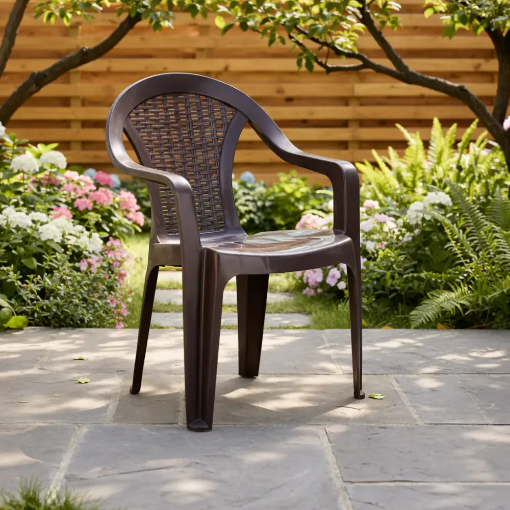 Hagestol brun 56 x 42 x 78 cm med armlener